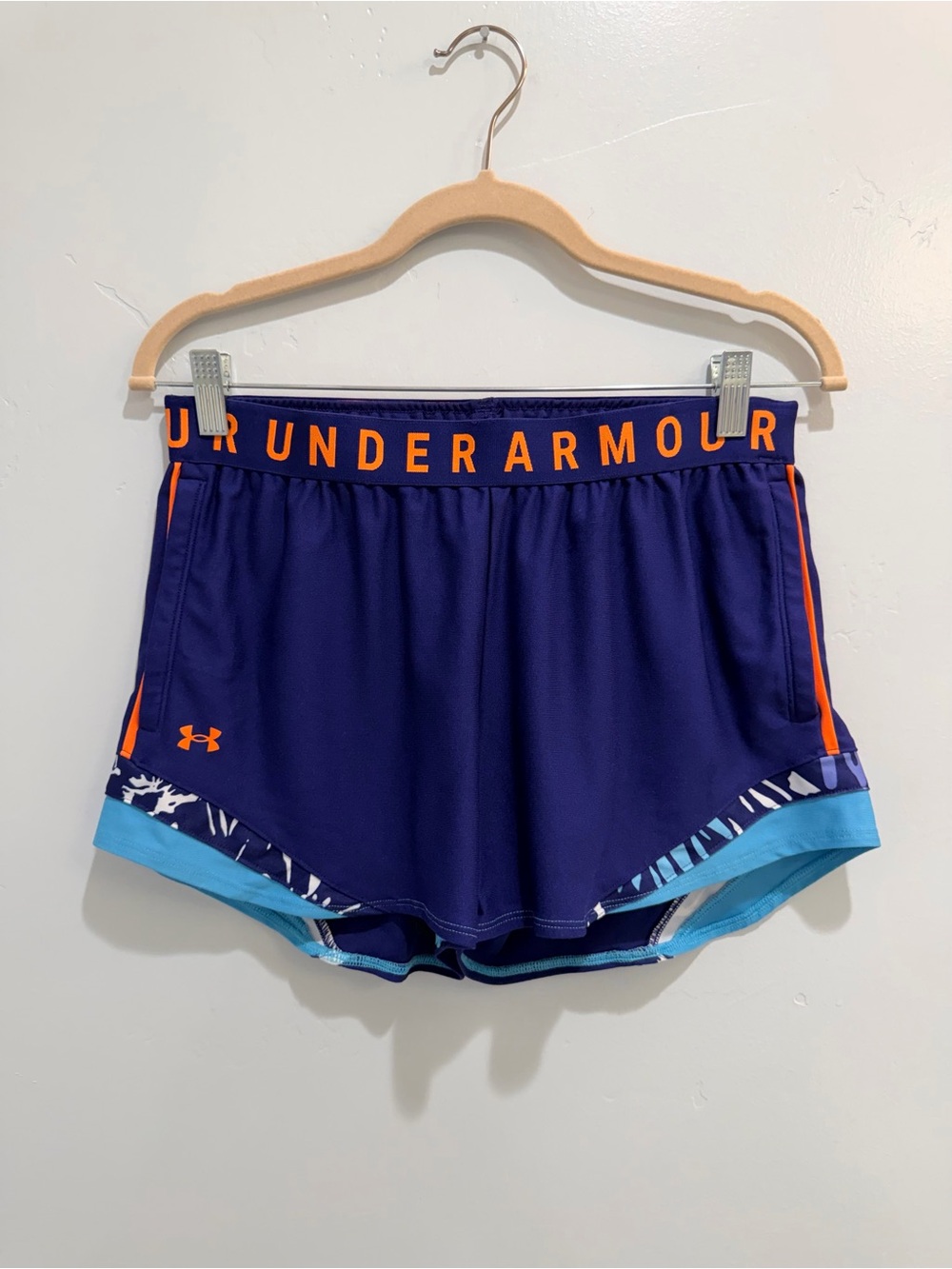 Under Armour Women's Play Up 3.0 Athletic Run Shorts Blue Purple Orange  Medium